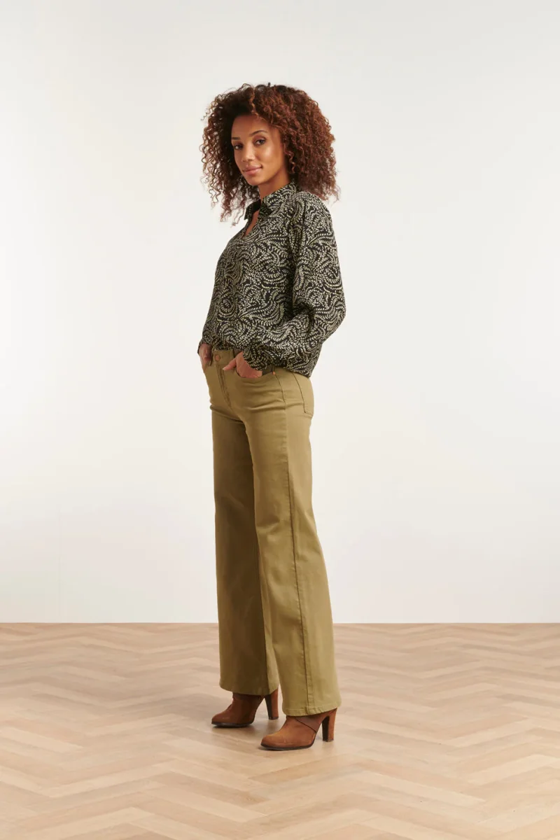 23508 Dames Semi Fitted Blouse Met Knoopsluiting | Black - Light Army - Afbeelding 6
