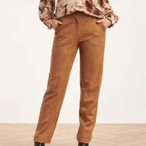 24597 Suède Cognac Aangesloten Broek | Cognac