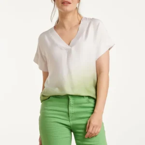 25023 Loose Fit V-Paneel Top Met  Ombre Print | Off White - Light Green