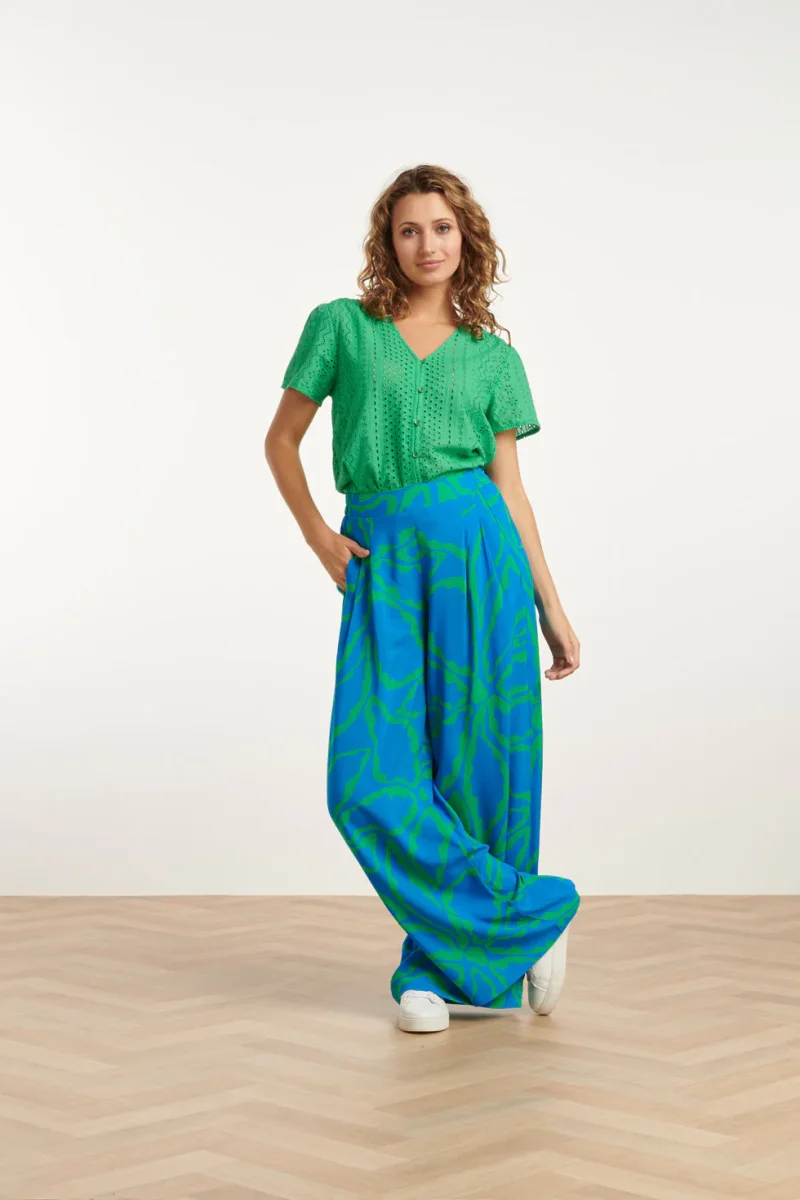 25069 Wijde Broek Met Grafische Bloemenprintfelgras | Cobalt - Green - Afbeelding 2