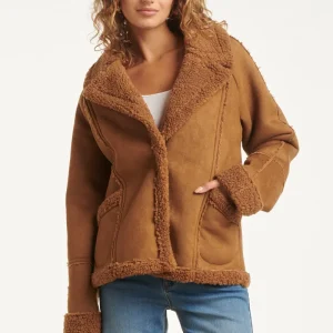 25553 Korte Lammy Jas Met Reverskraag | Cognac