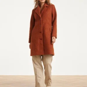 25554 Bouclé Jas Met Parelmoerknopen | Cognac