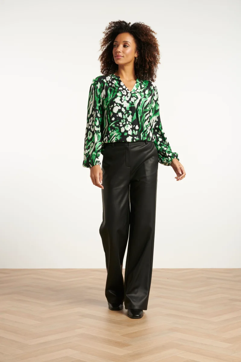 25678 Groen En Zwart Dierenprint Top Met V-Hals | Black - Green - Afbeelding 3