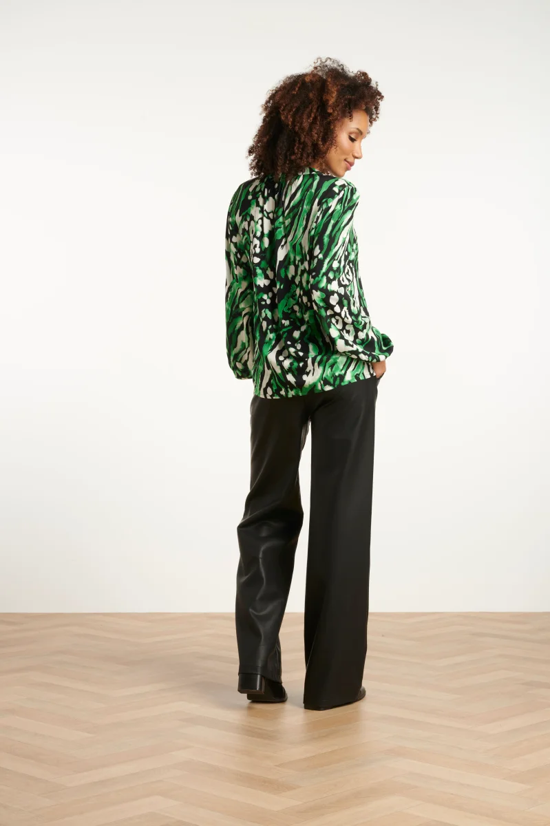25678 Groen En Zwart Dierenprint Top Met V-Hals | Black - Green - Afbeelding 5